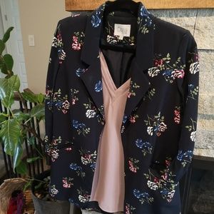 ⭐ 2 for $40 | Fun floral blazer!